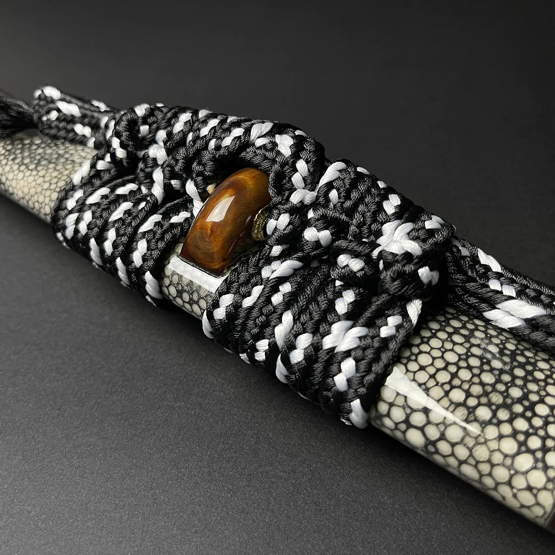 41" 1095 High Carbon Steel Premium Hand Forged Samurai Sword W/Gift Box and Bag