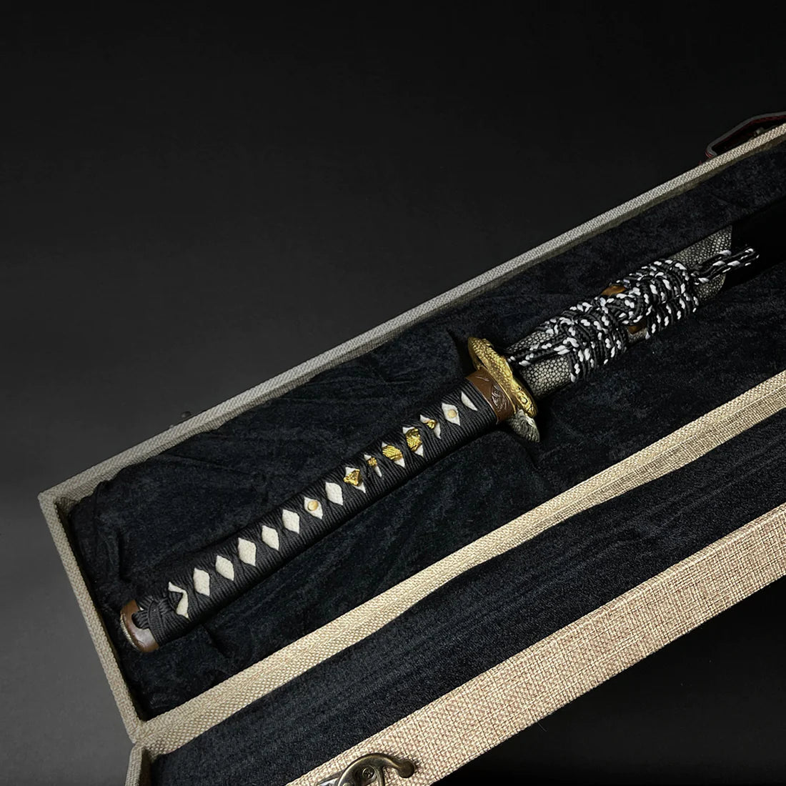 41" 1095 High Carbon Steel Premium Hand Forged Samurai Sword W/Gift Box and Bag